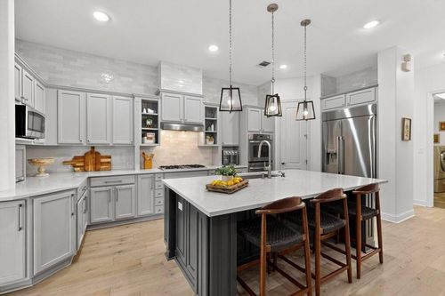 102 Kildrummy Ln, Austin, TX, 78738-1122 | Card Image