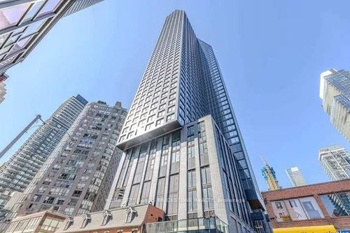 3510-8 Wellesley St W, Toronto, ON, M4Y0J5 | Card Image