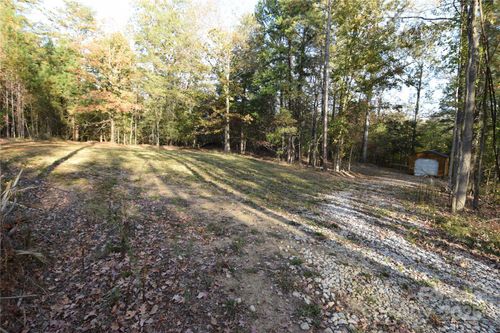 3537 Shillinglaw Rd, Sharon, SC, 29742-8725 | Card Image