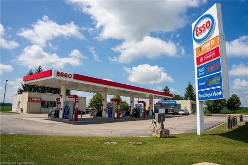 390 Arthur St S, Elmira, ON, N3B2P6 | Card Image
