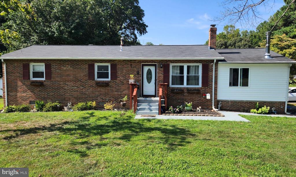 Holly Ln, Mechanicsville, MD 20659
