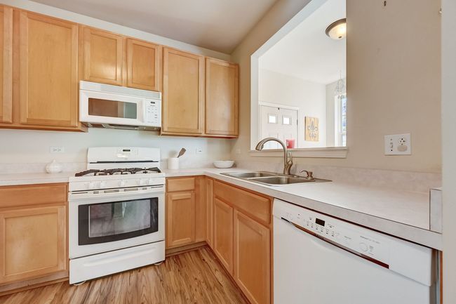 3070 - 3070 Falling Waters Ln, Condo with 2 bedrooms, 2 bathrooms and null parking in Lindenhurst IL | Image 10