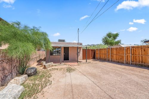 833 E Graybill Dr, Tucson, AZ, 85719-1746 | Card Image