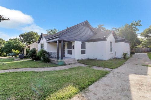 1310 Elmwood Dr, Cedar Hill, TX, 75104-3945 | Card Image