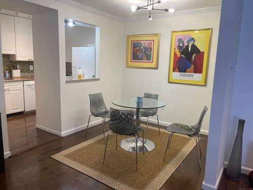 3-3 Kiwi Cor, Ridgefield, CT, 06877-3323 | Card Image