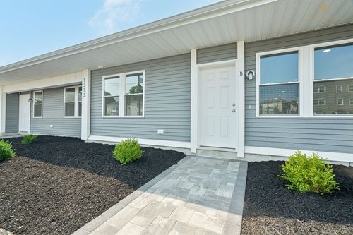 2-1313 S Main St, Fall River, MA, 02724-2705 | Card Image