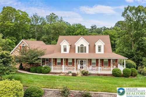 3063 Jordan Rd, Orefield, PA, 18069-2261 | Card Image