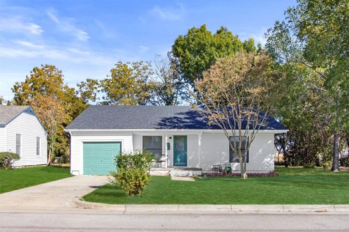 113 W State St, Garland, TX, 75040-6407 | Card Image