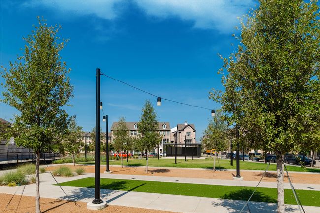 6007 Laurel St, Townhouse with 4 bedrooms, 5 bathrooms and null parking in Dallas TX | Image 36