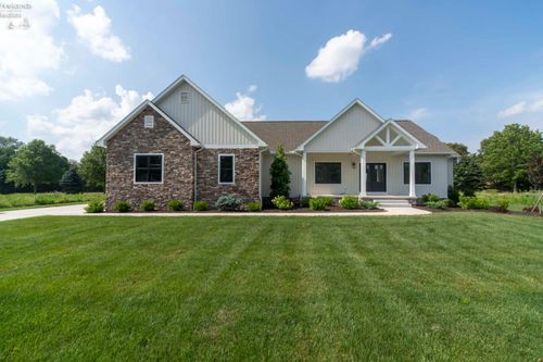 117 Millwood Ln, Milan, OH, 44846-9379 | Card Image