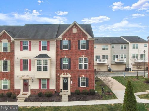 7010 Kona Dr, GAINESVILLE, VA, 20155-3328 | Card Image