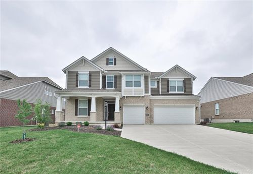 684 Newton Dr, Beavercreek, OH, 45434-3517 | Card Image