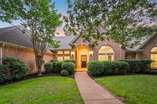 1306 Normandy Dr, Southlake, TX, 76092-7127 | Card Image