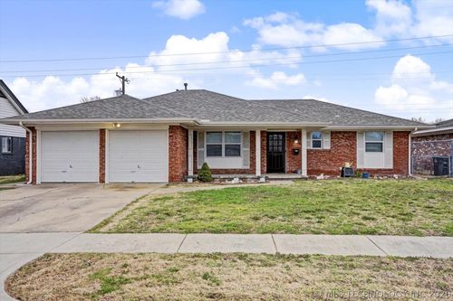 3811 S 88th East Pl, Tulsa, OK, 74145-1535 | Card Image