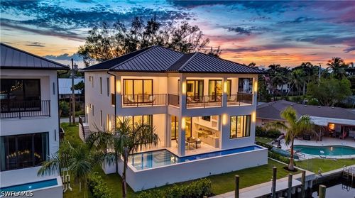 2949 Cypress St, NAPLES, FL, 34112-5814 | Card Image