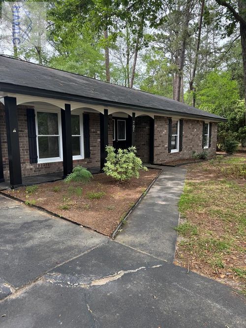707 Marlborough Ct, Hinesville, GA, 31313-5540 | Card Image