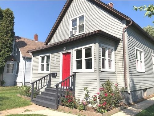1639 Victoria Ave, North Chicago, IL, 60064-2121 | Card Image
