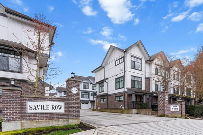 5 - 5218 Savile Row, Townhouse with 3 bedrooms, 2 bathrooms and 2 parking in Burnaby BC | Image 2