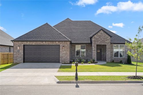 2835 N Grey Squirrel Dr, Fayetteville, AR, 72704-3417 | Card Image