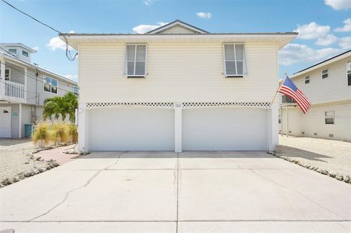 262 S Harbor Dr, HOLMES BEACH, FL, 34217-1918 | Card Image