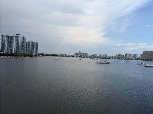 4b-16546 Ne 26th Ave, North Miami Beach, FL, 33160-4020 | Card Image