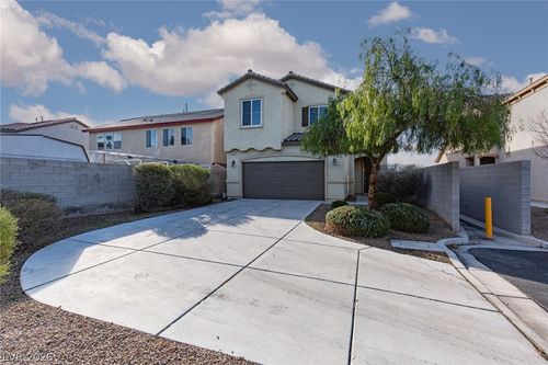 7957 Zuma Beach Ct, Las Vegas, NV, 89113-1761 | Card Image