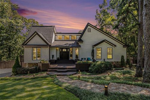 1991 Kinridge Rd, Marietta, GA, 30062-1811 | Card Image