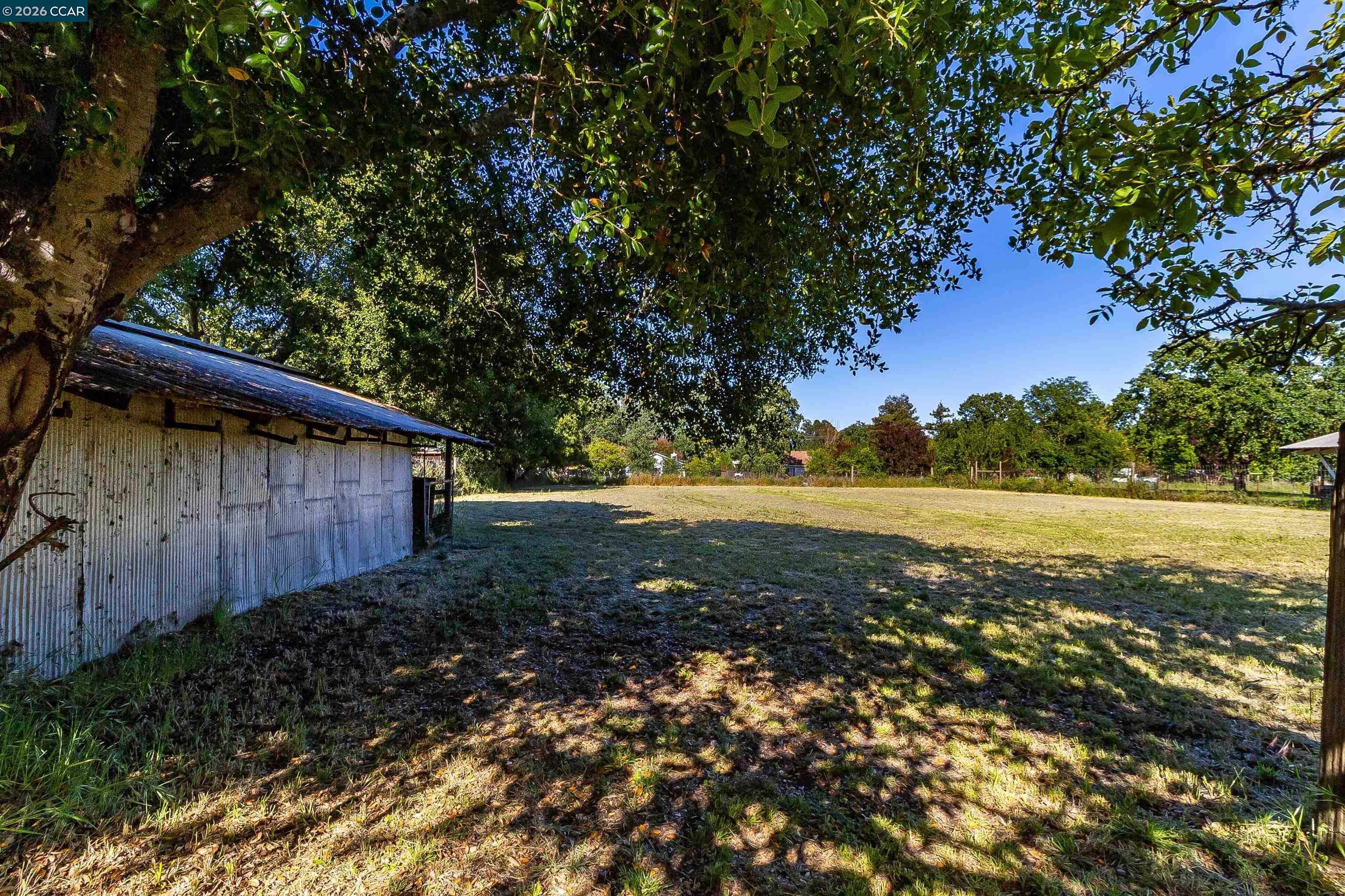 Land in Sonoma 5