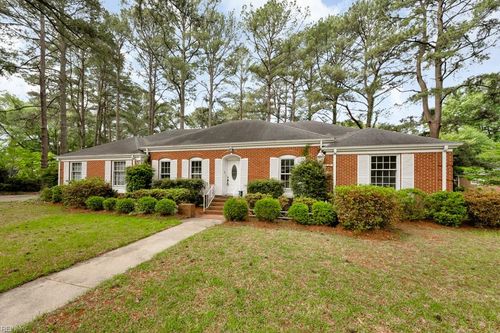 2944 Replica Ln, Portsmouth, VA, 23703-5234 | Card Image