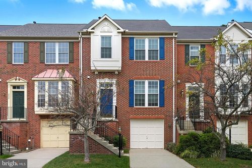 2018 Madrillon Springs Ct, VIENNA, VA, 22182-3763 | Card Image