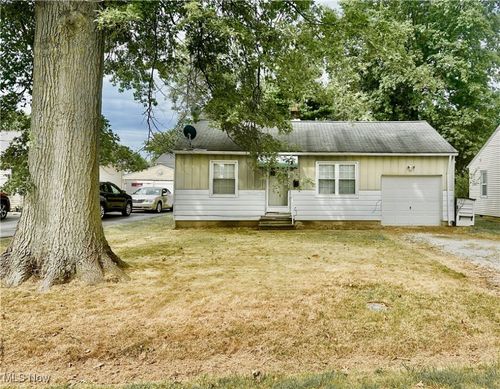 1238 E 362nd St, Eastlake, OH, 44095-3135 | Card Image