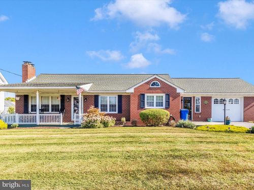 154 W Baltimore St, TANEYTOWN, MD, 21787-2026 | Card Image