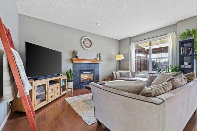 716 Boulder Creek Drive Se, House other with 4 bedrooms, 4 bathrooms and 4 parking in Langdon AB | Image 4