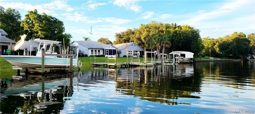 10906 W Cove Harbor Dr, Crystal River, FL, 34428-6220 | Card Image