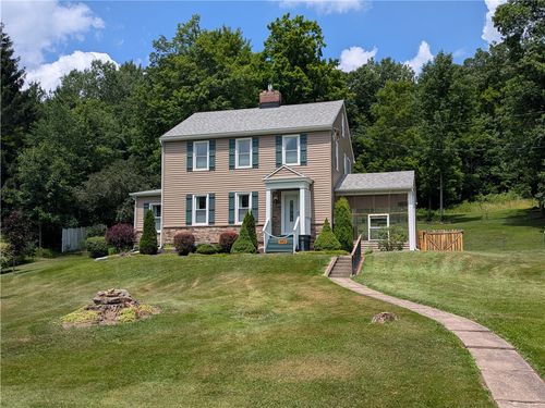 673 Derrick Rd, Bradford, PA, 16701-3416 | Card Image