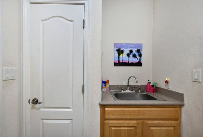 Bar featuring a sink | Image 14