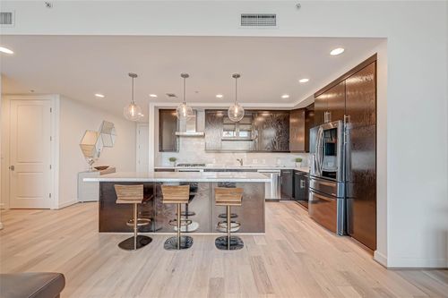 apt-1202-2207 Bancroft St, Houston, TX, 77027-3729 | Card Image