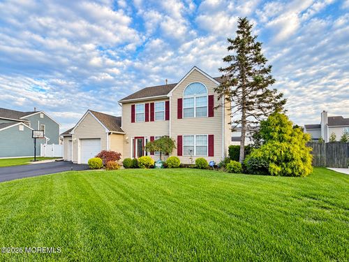 25 Bryce Canyon Rd, Howell, NJ, 07731-9048 | Card Image