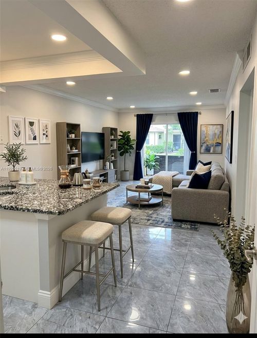 apt-218-1075 W 68th St, Hialeah, FL, 33014-5129 | Card Image