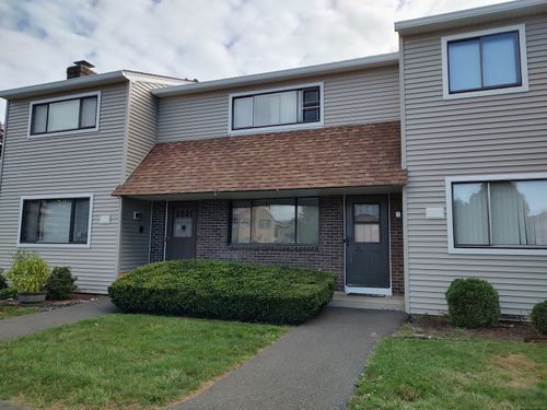 8-8 Orangewood W, Derby, CT, 06418 | Card Image