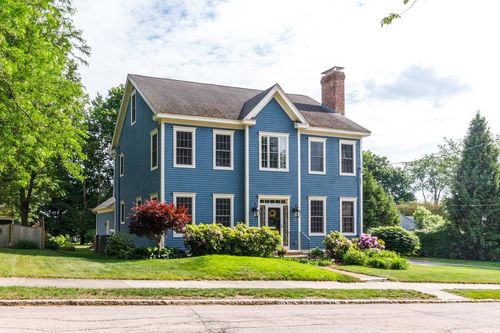 119 Lexington Ave, Manchester, NH, 03104-2052 | Card Image