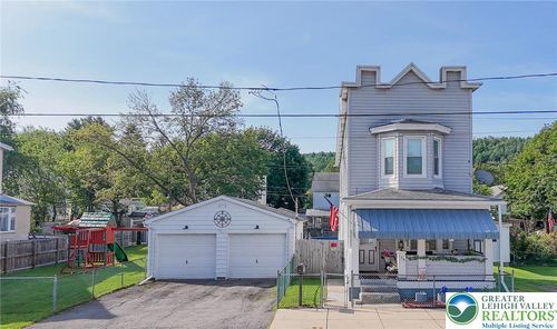 126 W High St, Coaldale, PA, 18218-1420 | Card Image