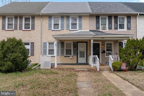 207 New Jersey Rd, BROOKLAWN, NJ, 08030-2520 | Card Image