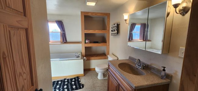 W9271 Highway 39, House other with 4 bedrooms, 3 bathrooms and null parking in York WI | Image 22
