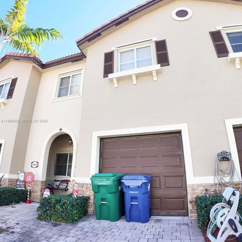 8884 Sw 220th Ln, Cutler Bay, FL, 33190-1174 | Card Image