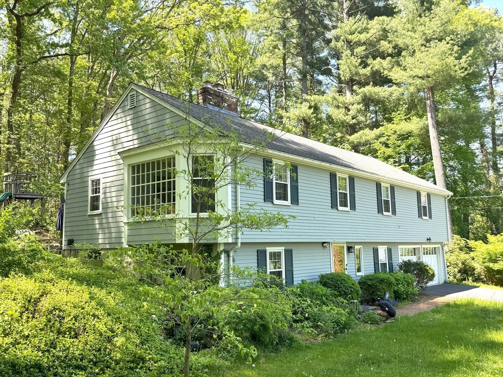 Residential Lease in Wayland