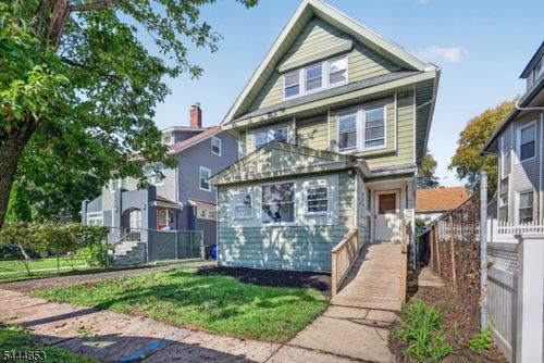 389 N Maple Ave, East Orange, NJ, 07017-4601 | Card Image