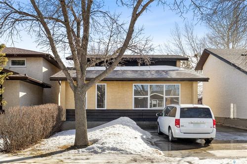 706 N Bard Cres, Regina, SK, S4X2K5 | Card Image
