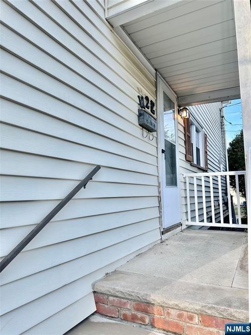 112 Paris Ave, Northvale, NJ, 07647-1539 | Card Image