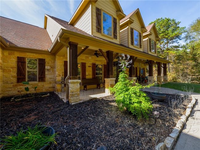 1142 Fletcher, House other with 4 bedrooms, 4 bathrooms and null parking in Anderson TX | Image 5